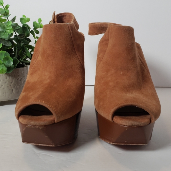L.A.M.B. Tan Leather Wegde Booties, Size 7 - Picture 2 of 8